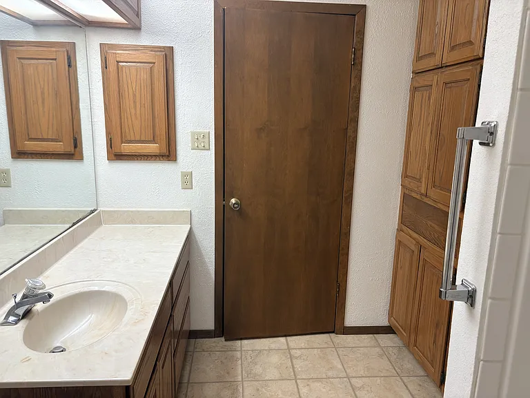315 Partnership Rd — Photo 13