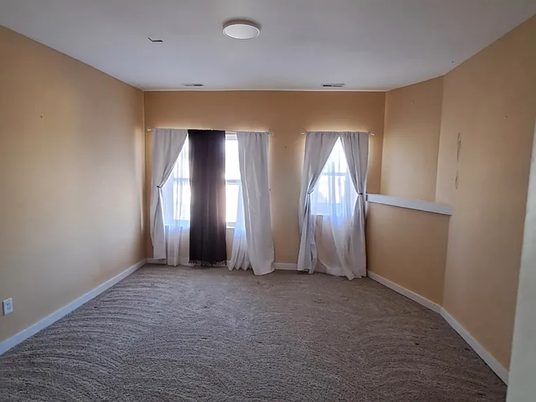 1634 Central Ave #1 — Photo 5