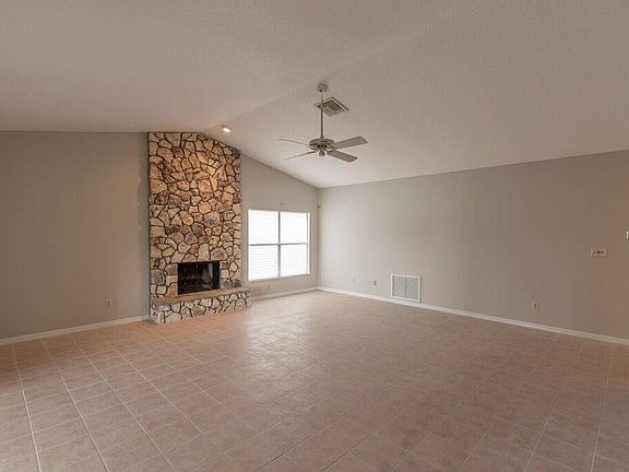 4th image of 8508 Pajaro Ct