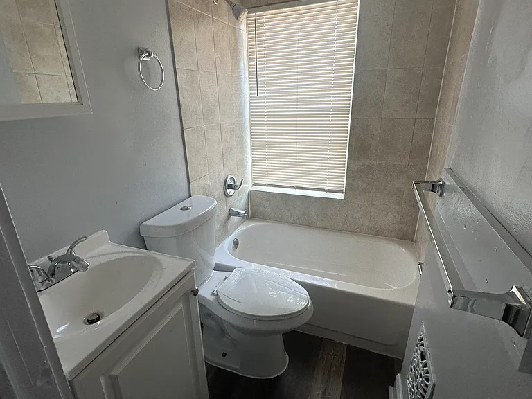 1214 N Octagon Rd — Photo 9