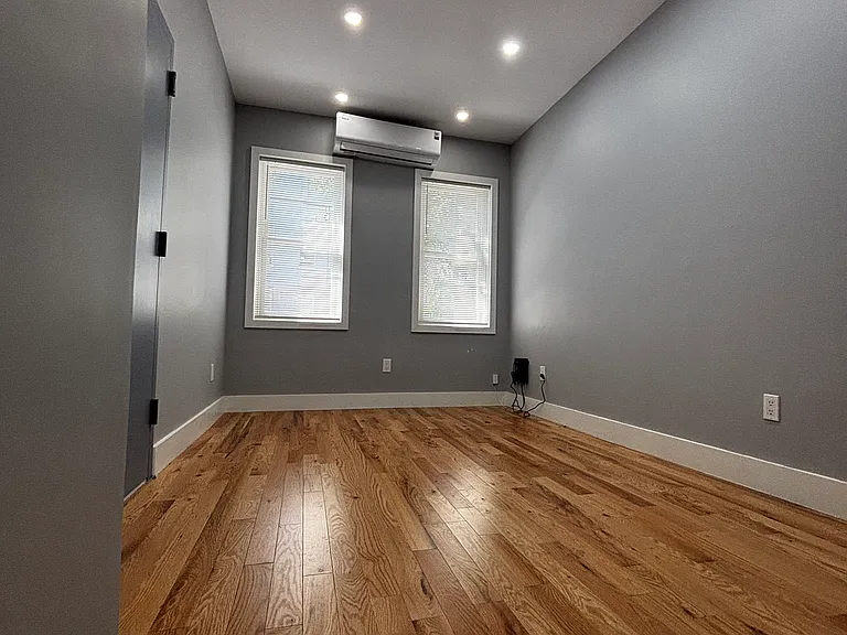 1668 George St #GROUND-FLOOR — Photo 13