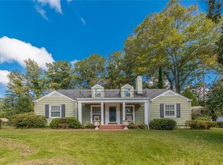 2355 Ridgeway Ave, College Park, GA 30337