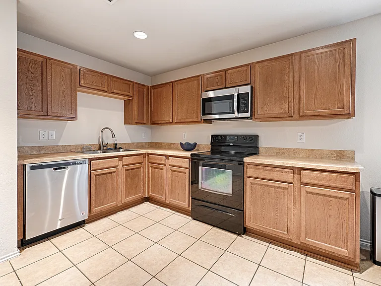 12988 Galaxy Dr — Photo 12