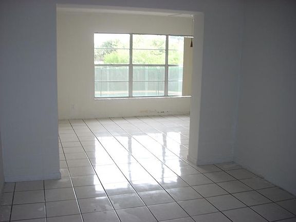 2nd image of 10131 SW 50th Ct