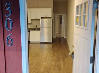 300 NW Santiam Blvd #306, Mill City, OR 97360