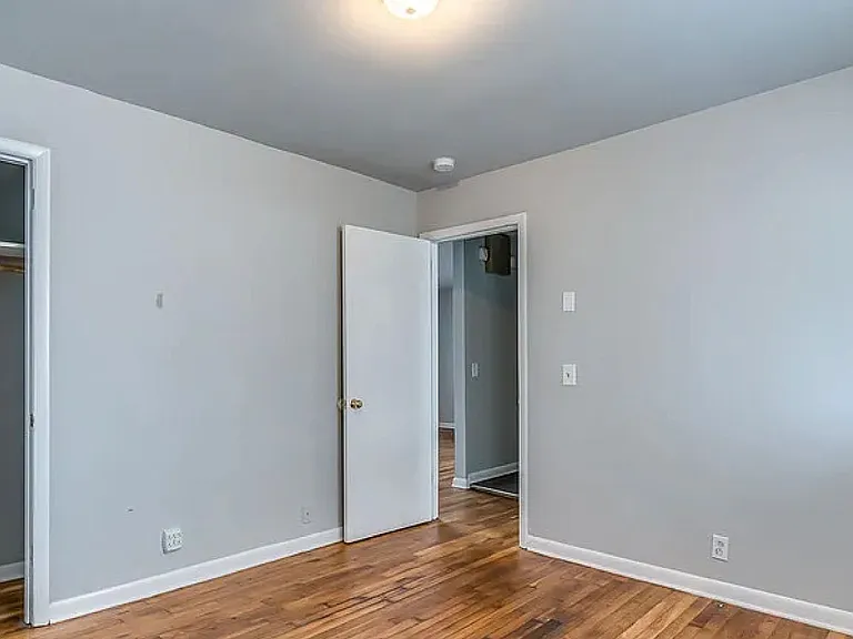 1019 Summit Ave — Photo 7