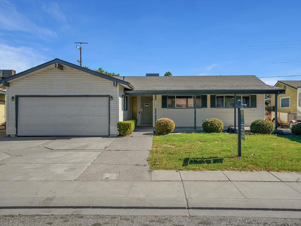 1st image of 2828 Cabrillo Dr