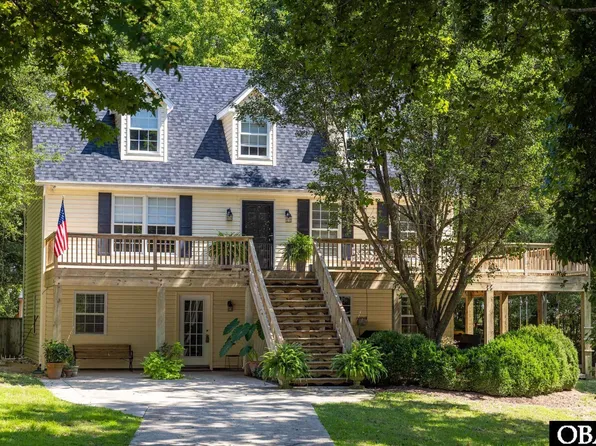 104 Azalea Ct, Kitty Hawk, NC 27949
