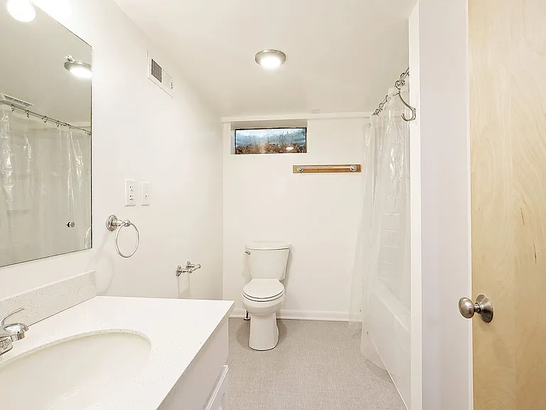 140 W Park Dr — Photo 12