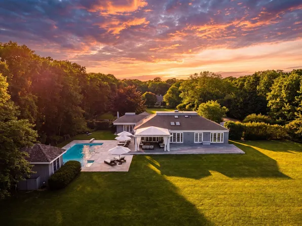 5 Ranch Ct, Sagaponack, NY 11962