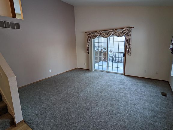 4th image of 2132 N Grants Ct