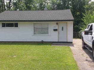 237 W Hopkins Ave, Pontiac, MI 48340