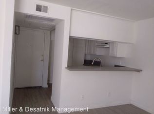 5554 Carpenter Ave #102, Valley Village, CA 91607