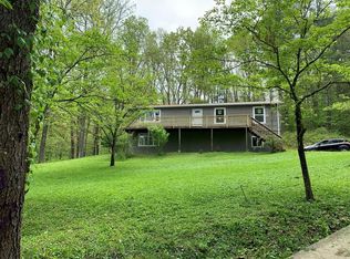 201 Snow Hill Rd, Oakdale, TN 37829