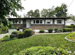 67 Augustine Rd, White Plains, NY 10603