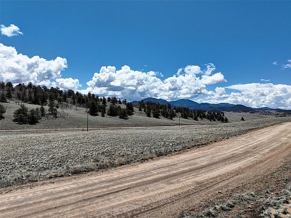 3rd image of 114 Eagle Rock Rd