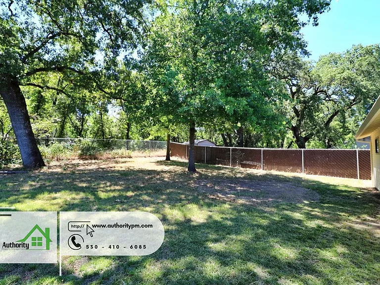 6822 Creekside St — Photo 20