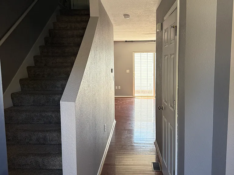 5503 SW Chapella St — Photo 5