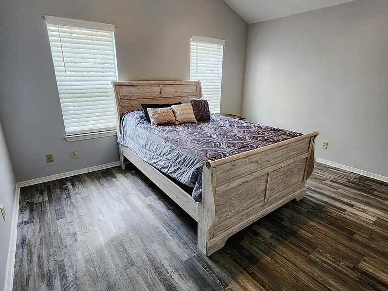 601 E Burgess Rd #D7 — Photo 17