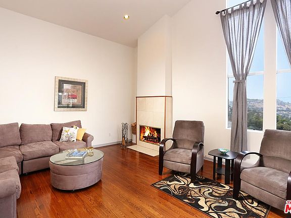 3rd image of 2779 Fyler Pl