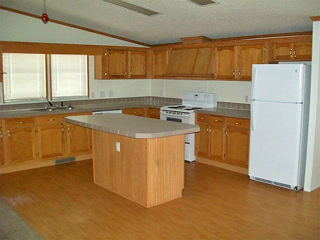 2nd image of 59 Menlo Park Dr