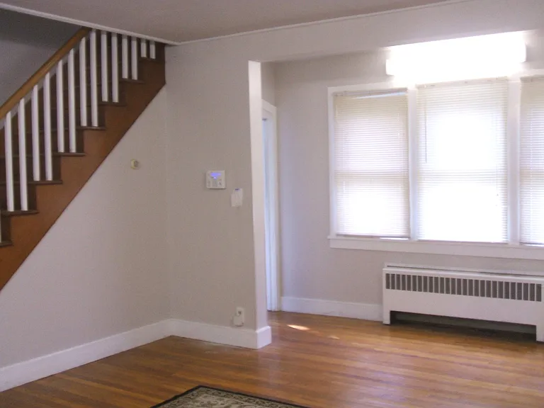 2111 Oak Tree Rd — Photo 9