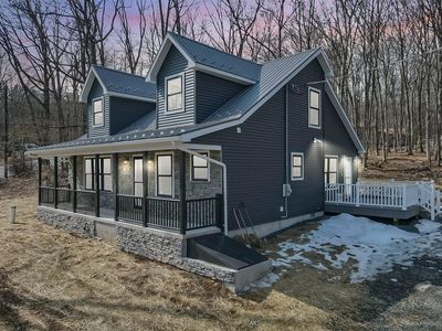 205 Fieldstone Ln, East Stroudsburg, PA, 18301