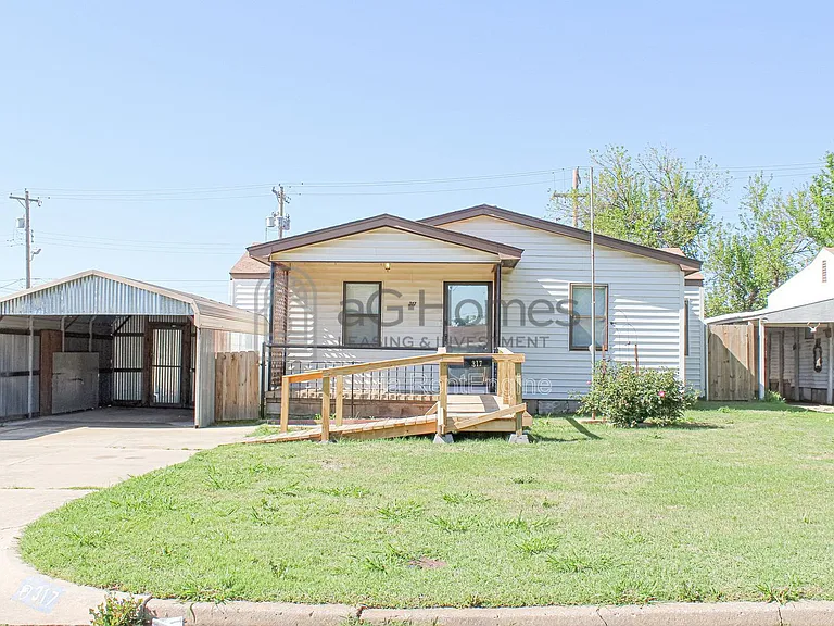 317 W Peach St — Photo 1