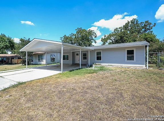 2nd image of 3707 Southport Dr