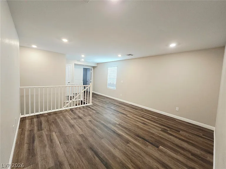 8047 Cavazzo Ave — Photo 7