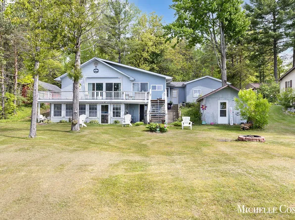 4770 N White Rd, Pierson, MI 49339