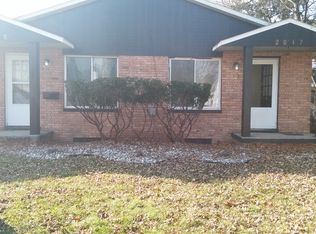 1816 Center St, West Des Moines, IA 50265