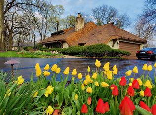 271 Longacres Ln, Palatine, IL 60067