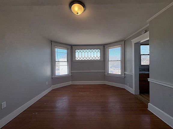 2nd image of 396 Whalley Ave #2A