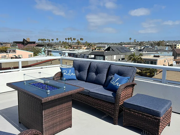 819 Avalon Ct #B — Photo 8