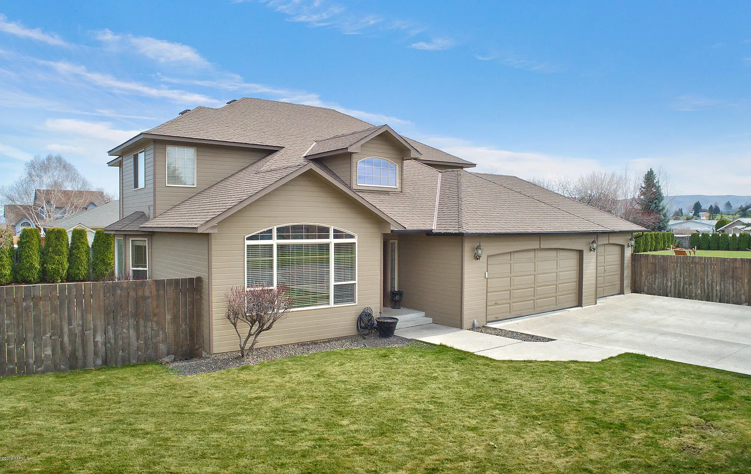 1609 S 69th Ave photo 1