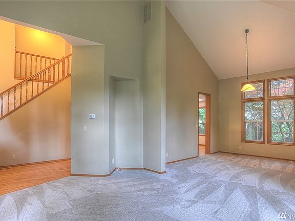 5th image of 3211 Donnelly Dr SE