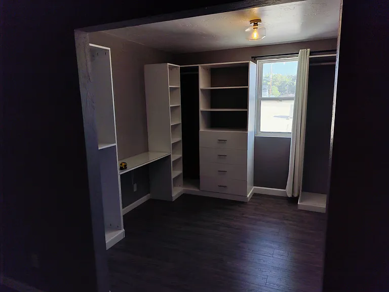 351 400 #3 — Photo 10