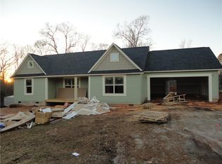 1021 Danne Bannister Rd, Belton, SC 29627