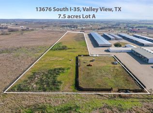 13676 S Interstate Highway 35, Valley View, TX 76272