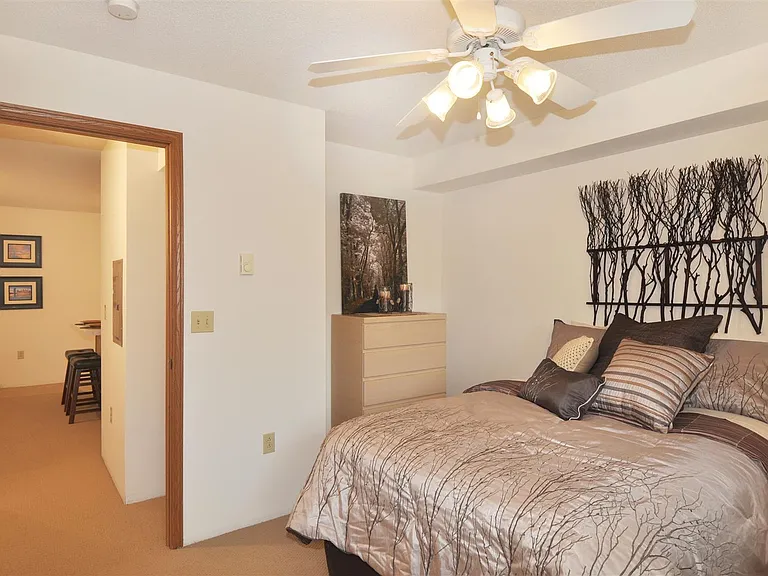 203 N Gregory St — Photo 22