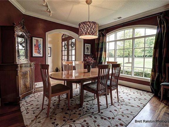 4th image of 1325 Lafite Ln