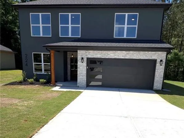 224 Galway Ln, Hampton, GA 30228
