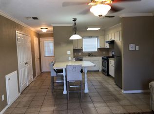 703 Chalet Ct, College Station, TX 77840