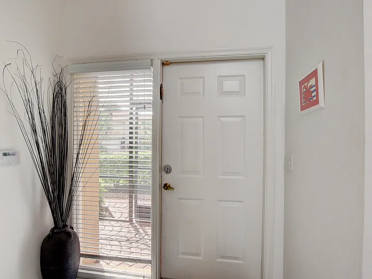 22667 Meridiana Dr — Photo 15