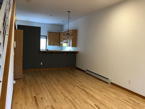3rd image of 432 98th Ave NE #B