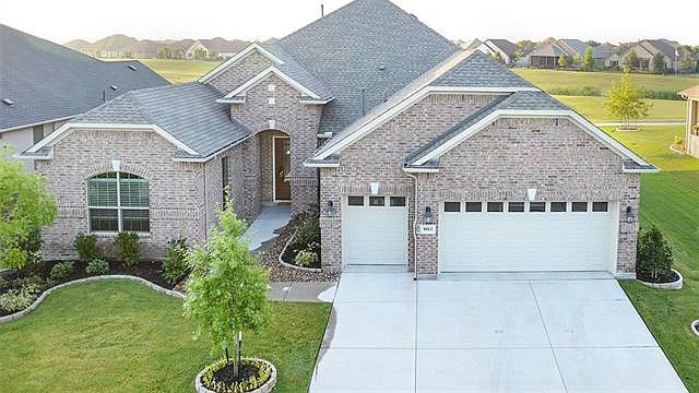 1st image of 8813 Gardenia Dr