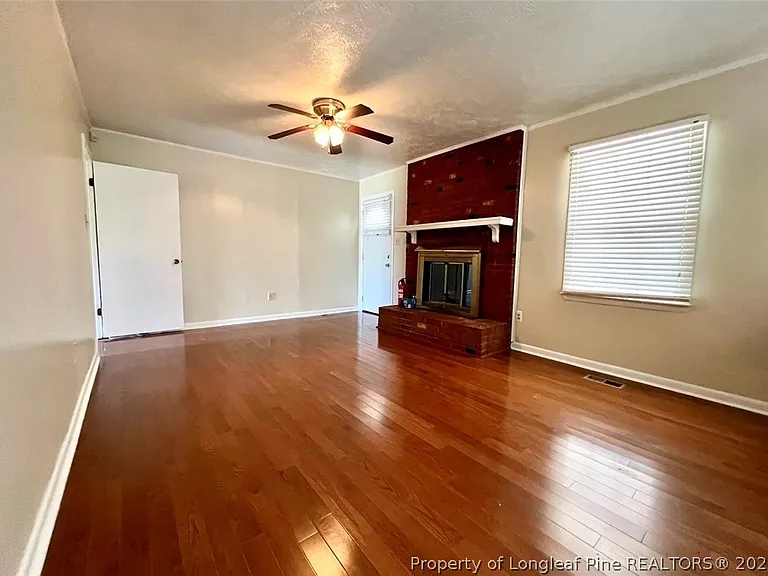 1319 Levy Dr — Photo 10