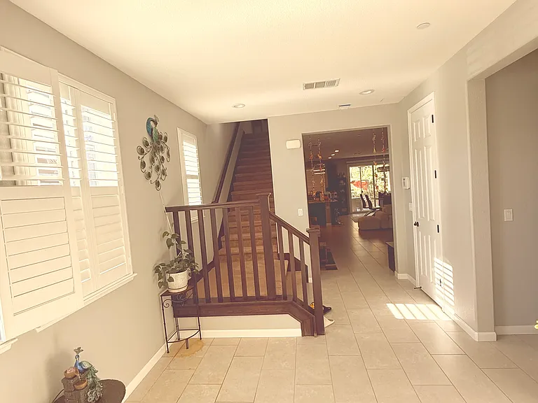 630 W Huntington Ave — Photo 18