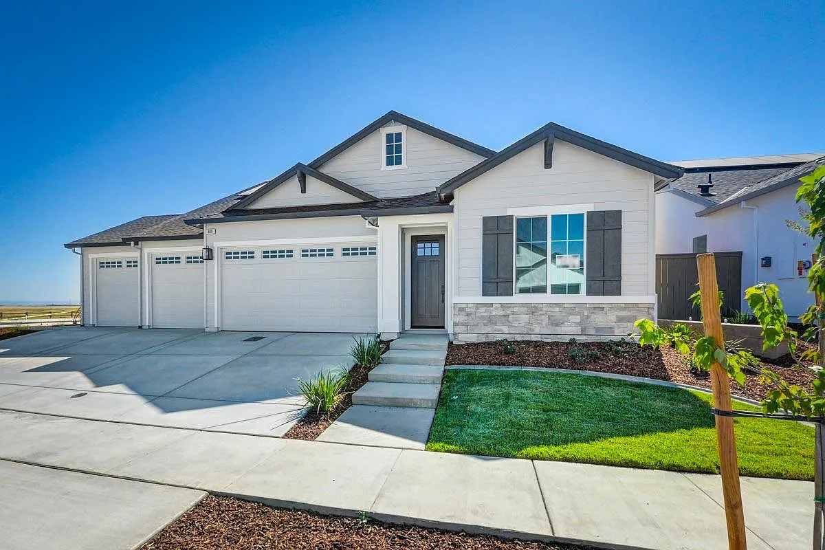 609 Melba Ct photo 1